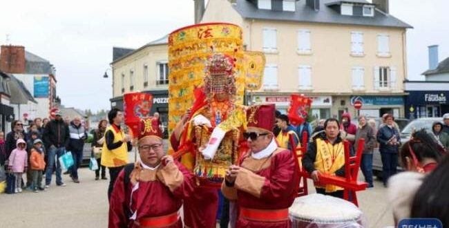 【东西视记】新华社稿：妈祖巡游在诺曼底